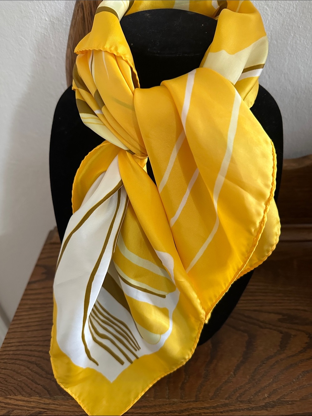 Totes Rain Scarf 1970s